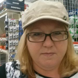 Meet your Posher, Bobbie-ann